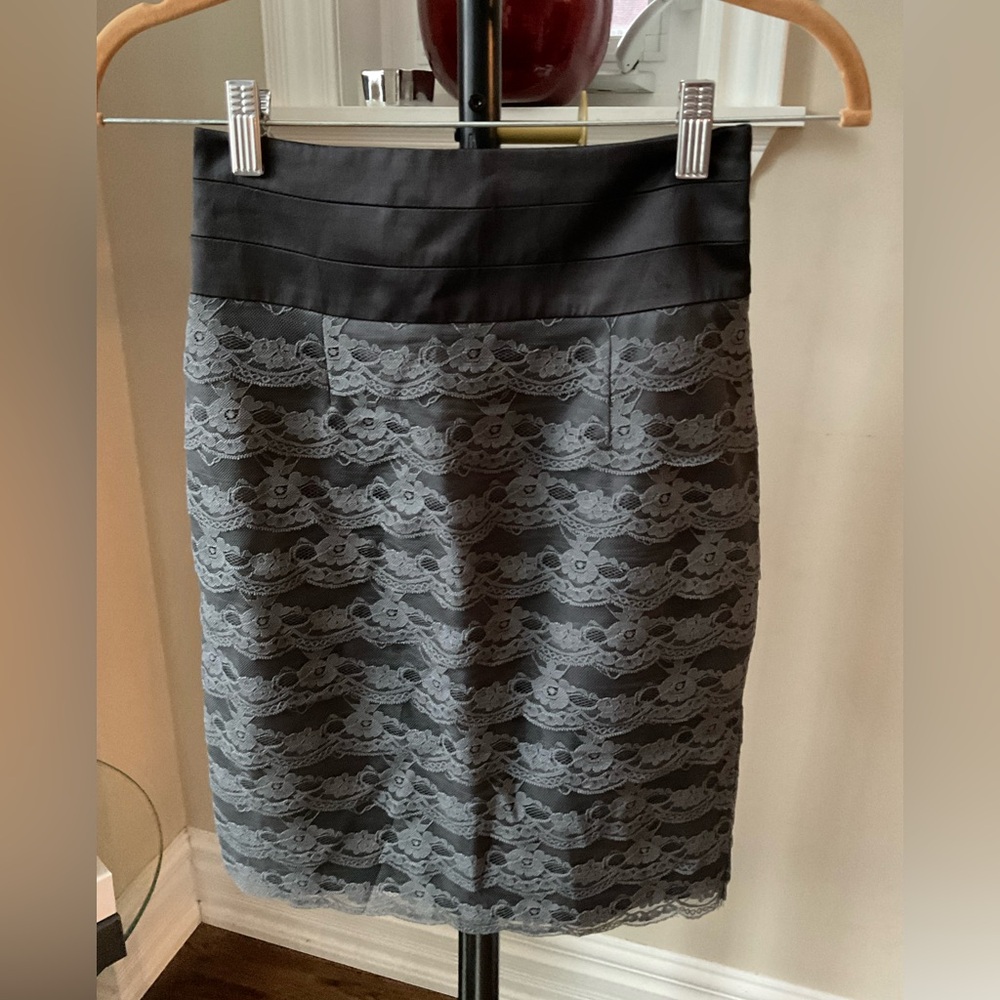 H&M Lace Skirt Waist 12”